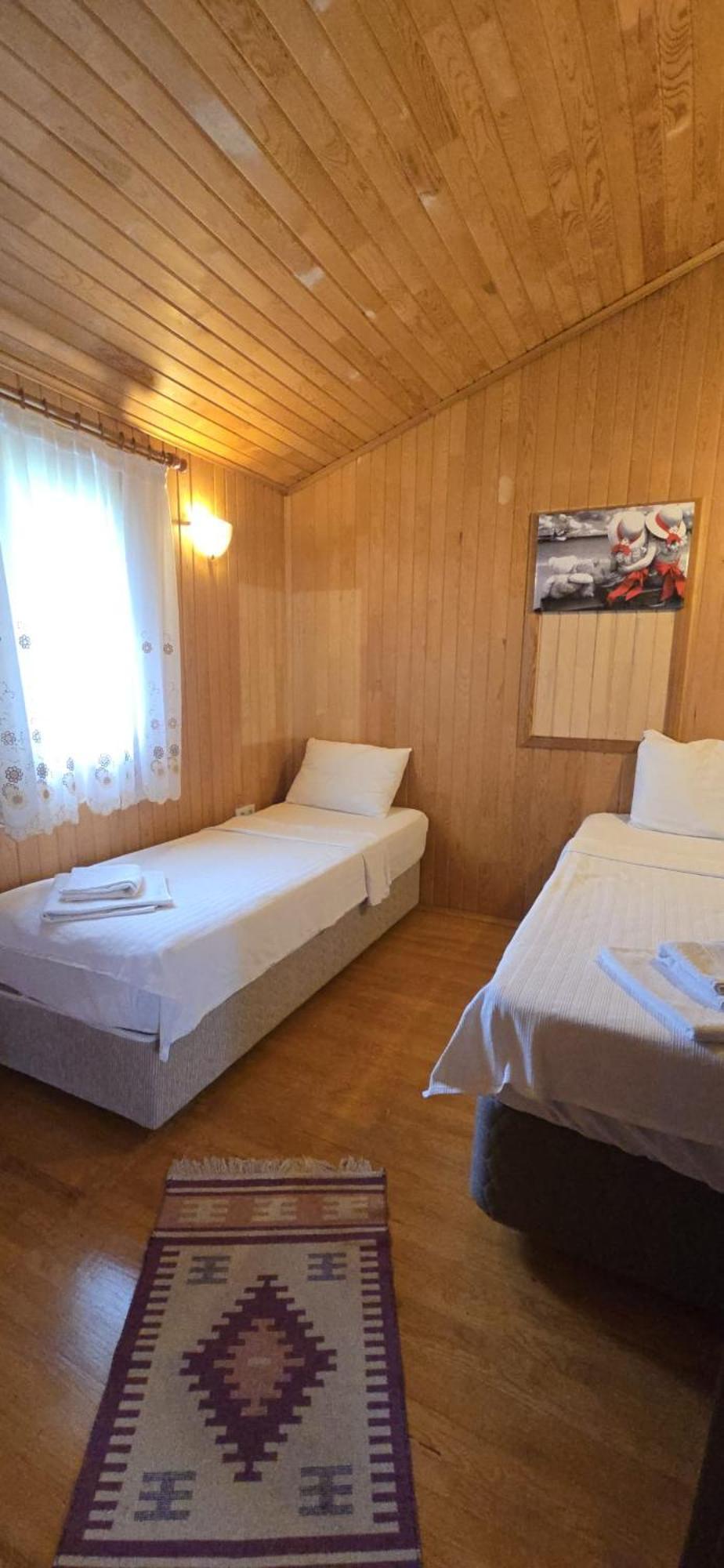 Sera Pansiyon Cirali Bagian luar foto